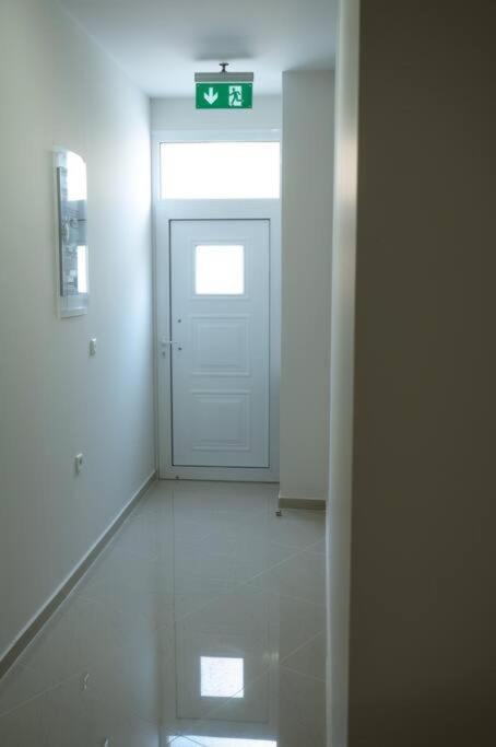 Anesis Airport Rooms 102 Koropi Exterior foto